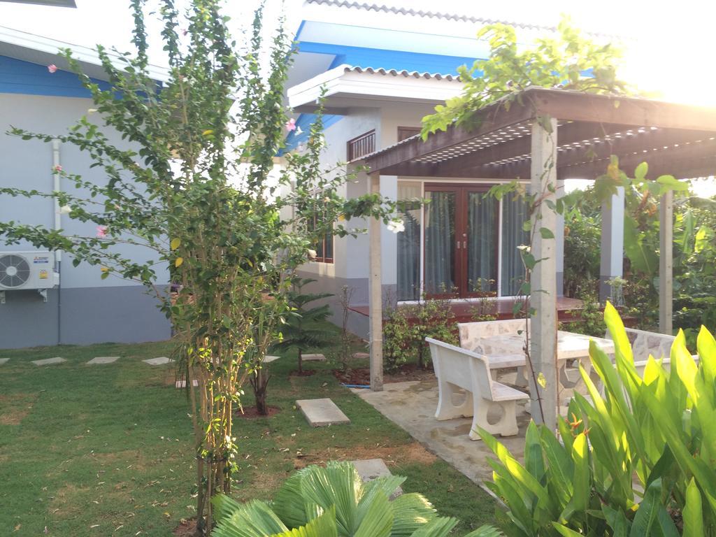 Pran Kiang Lay Villa Ban Pru Yai Exteriör bild